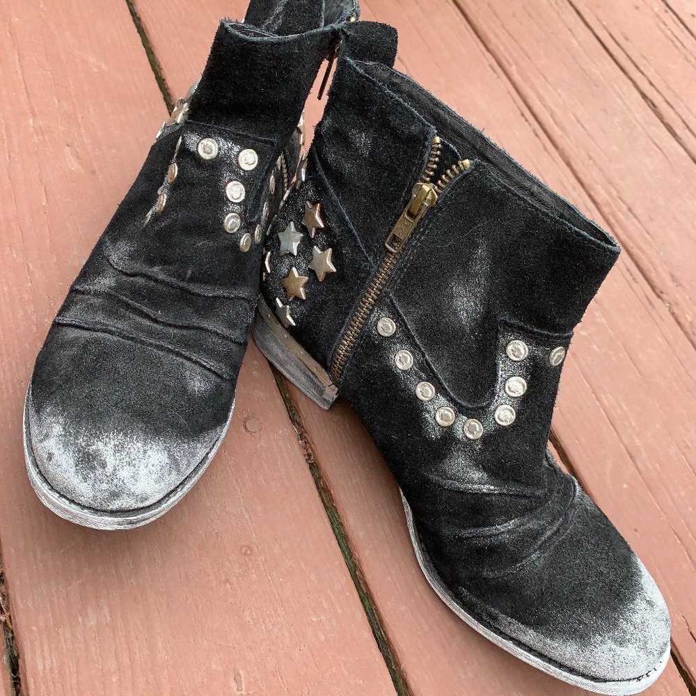 Mia Limited Edition Marrshal Star Stud Booties